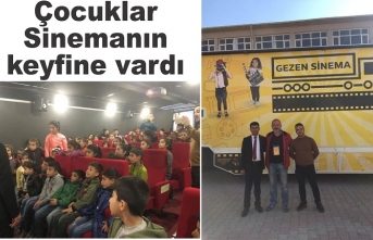 Çocuklar Sinemanın keyfine vardı