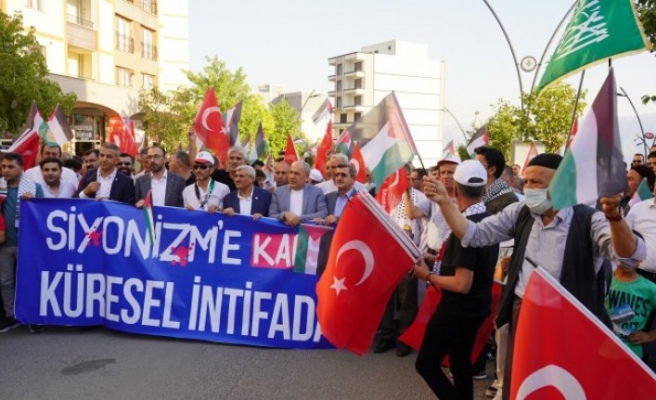 Şırnak'ta binlerce kişi filistin için yürüdü