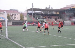 Dicle Spor 3-2 galip geldi