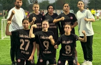 Cizre Kız Futbol takımı Türkiye Şampiyonasına katılmaya hak kazandı